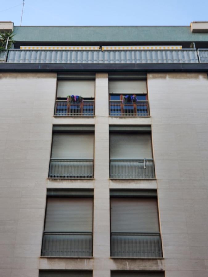Bright And Large Apartment Via Montegrappa Livorno Kültér fotó